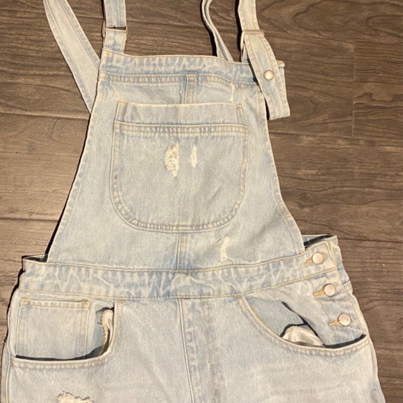 Jean Overalls - Picture 2 of 6